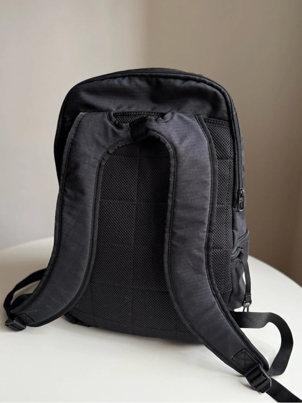 Nike Backpack Tuxedo Thunder Peifer 16 Swoosh Size 18